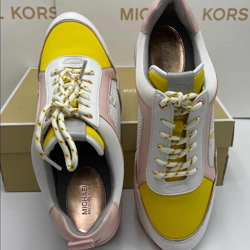Michael Kors MADDY TRAINER
NET MESH
49SOMAFS1D Sneakers Athletic Optic White - Picture 12 of 16